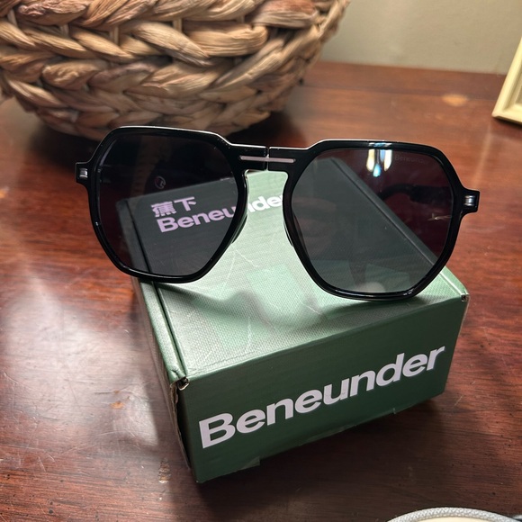 Beneunder black bendable sunglasses - Picture 1 of 15